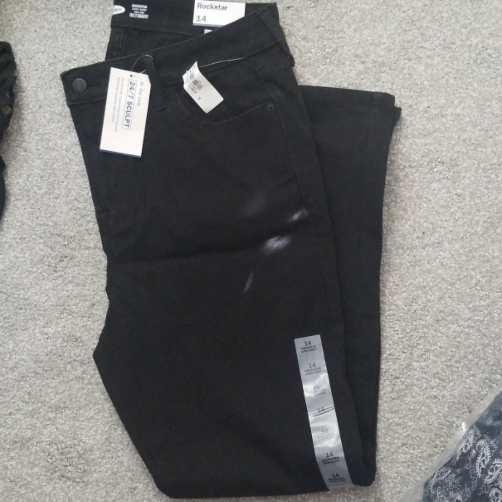 Old Navy Rockstar High Rise Super Skinny Jeans